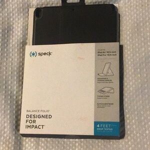 Speck balance folio